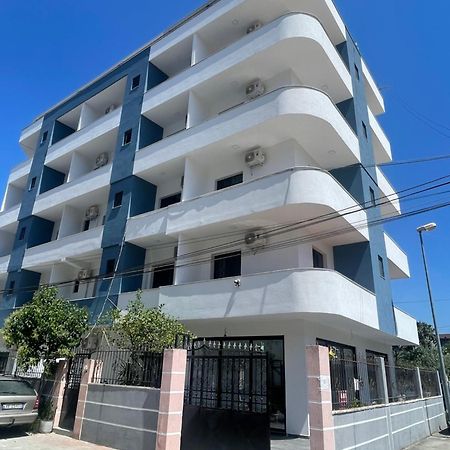 Festim Hotel Durrës Eksteriør billede