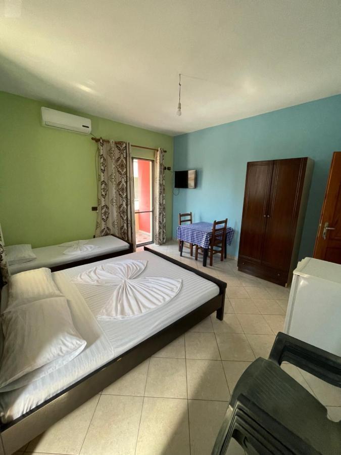 Festim Hotel Durrës Eksteriør billede