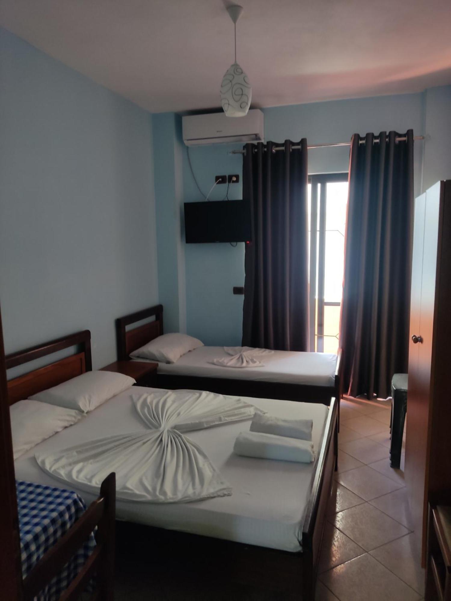 Festim Hotel Durrës Værelse billede
